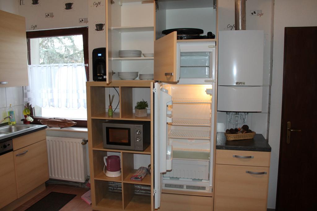 B49 - City & Messe Apartment Köln Oda fotoğraf